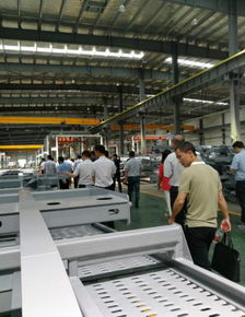 承運(yùn)商參觀長久專用車滁州生產(chǎn)基地